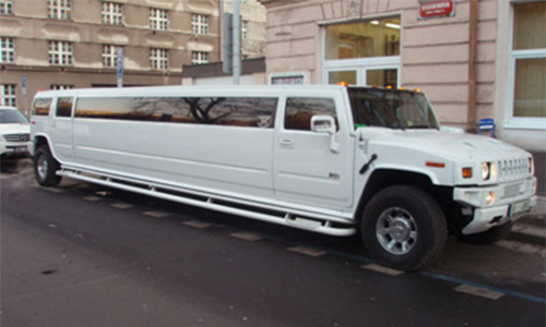 Лимузин Hummer H 200 - свадьба в Чехии