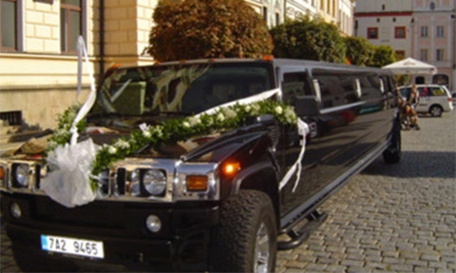 Лимузин Hummer H 200 - свадьба в Чехии