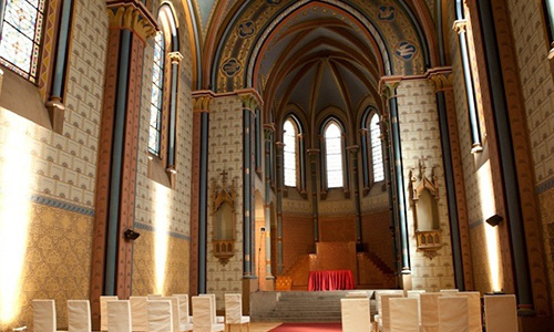 Часовня Sacre Coeur - свадьба в Праге