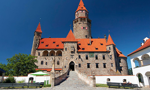 Боузов - свадьба в замке Чехии