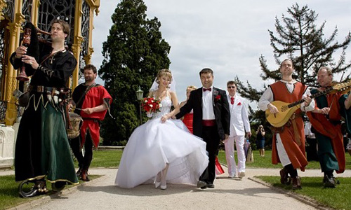 Глубока над Влтавой - свадьба в замке Чехии